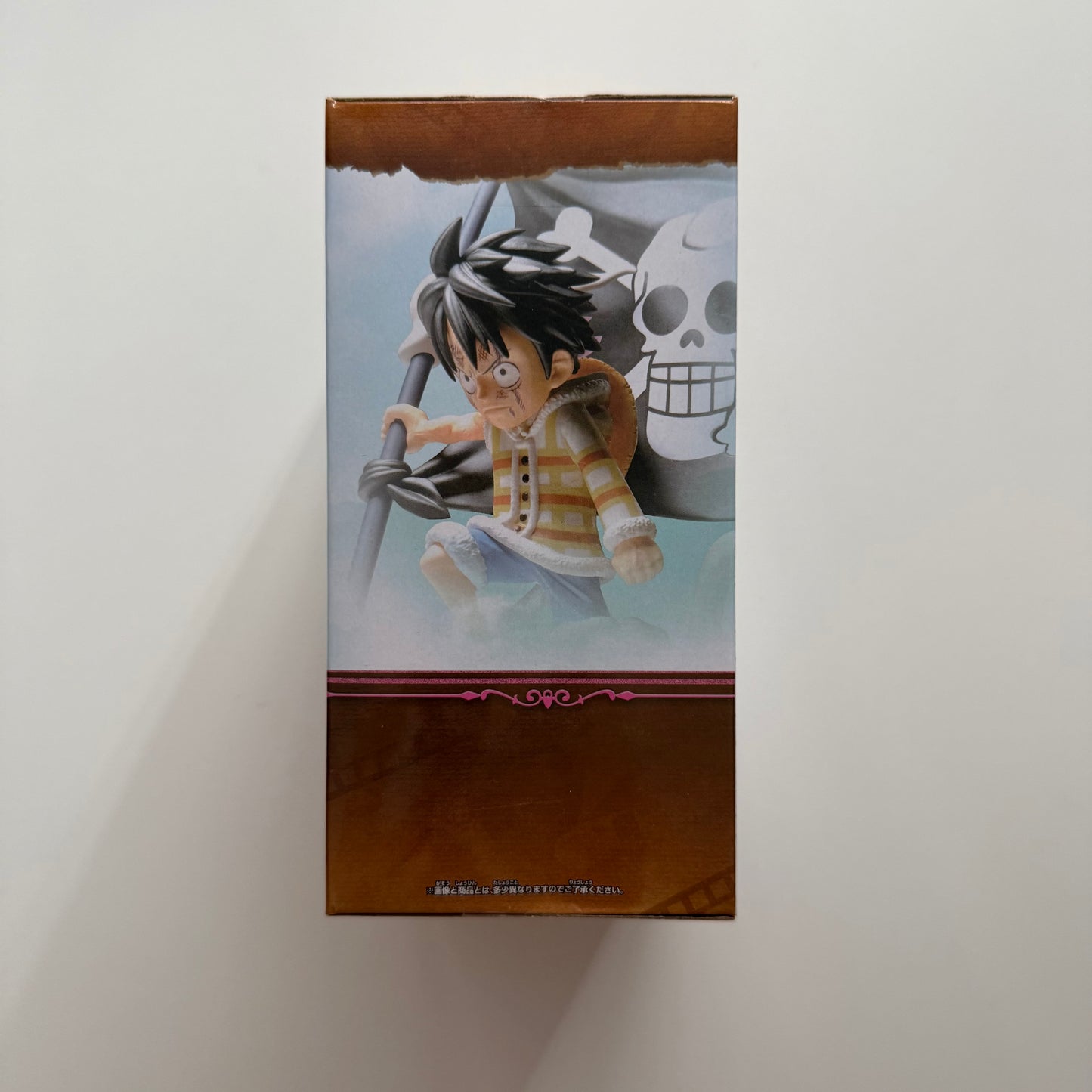 BANDAI One Piece World Collectable Figure Log Stories Monkey D. Luffy