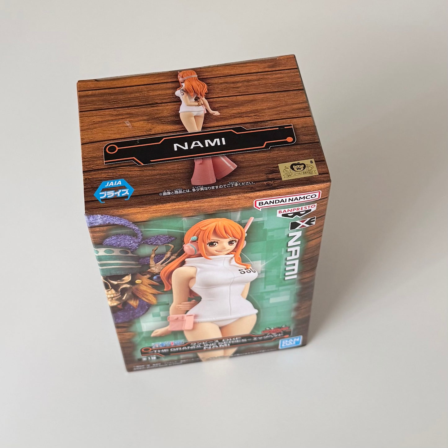 BANDAI One Piece - The Grandline Series Nami ver. Egghead