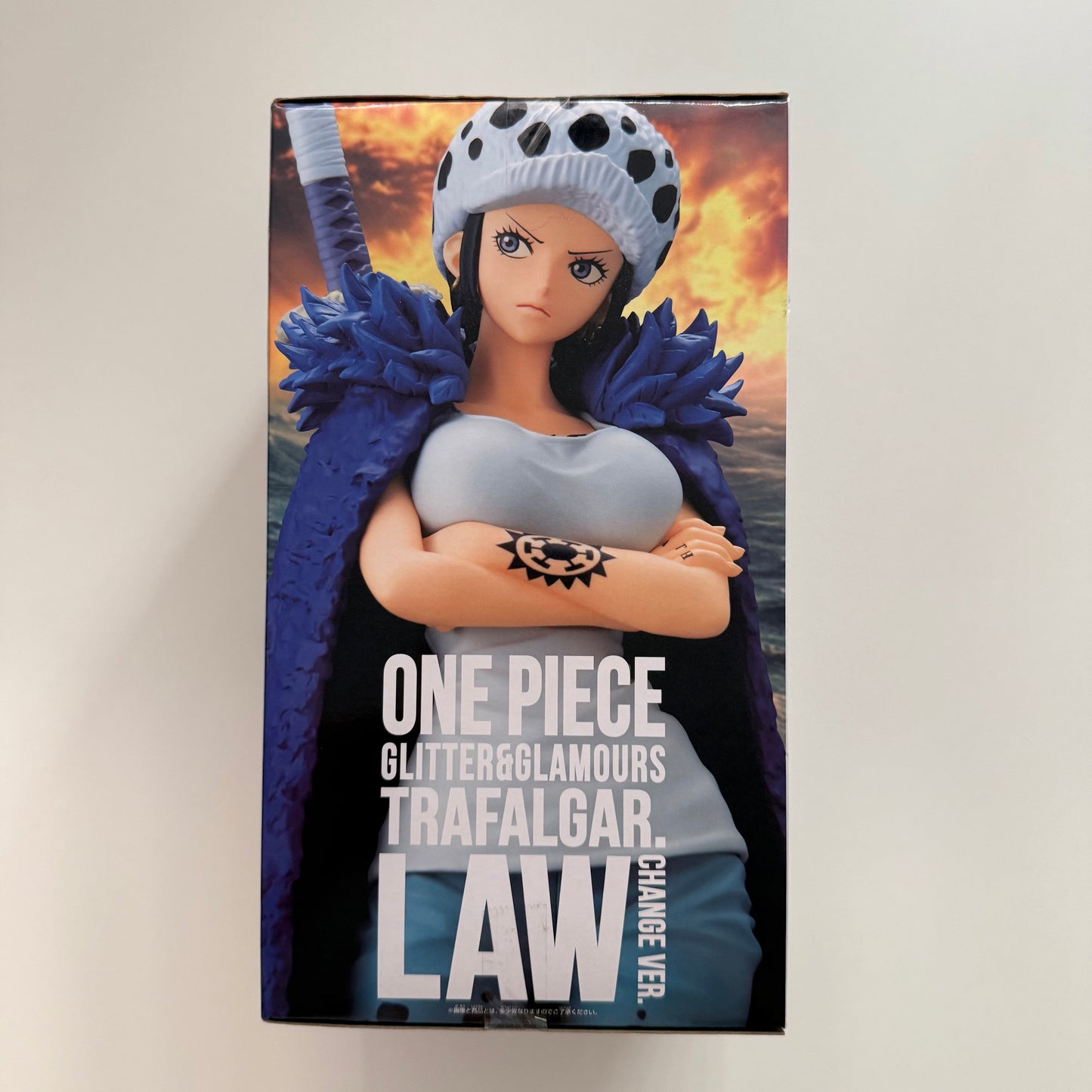 BANDAI One Piece GLITTER & GLAMOURS Trafalgar. Law Change ver. (23cm)